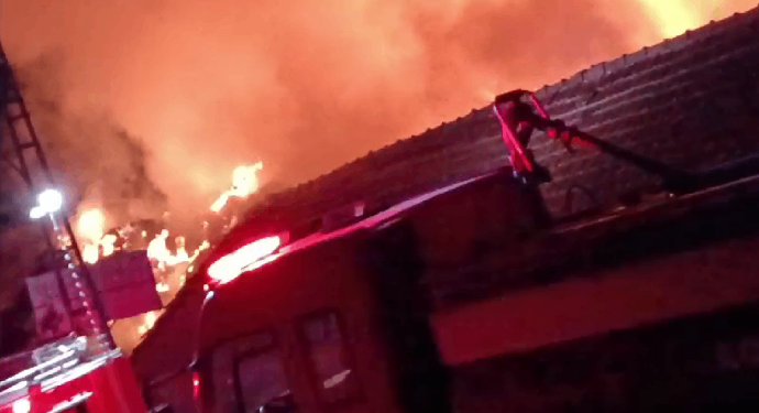 Samanlığı yanan aileye ‘Sizi de Dedeoğulları gibi mi yapalım?’ tehdidi