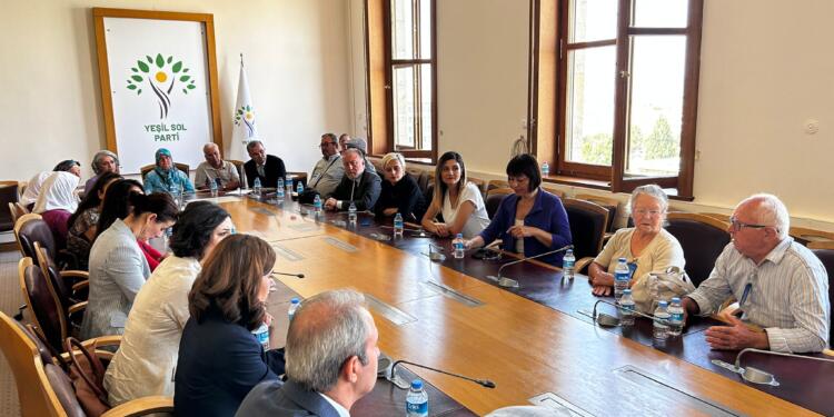 Akbelen ve Dikmece direnişçilerinden Yeşil Sol Parti’ye ziyaret