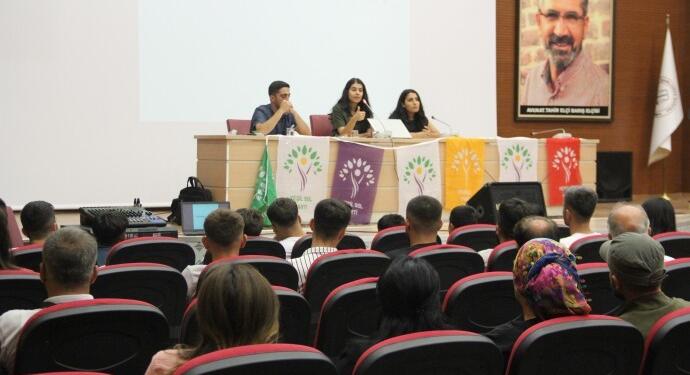 Yeşil Sol Parti Riha gençliğinden halk toplantısı