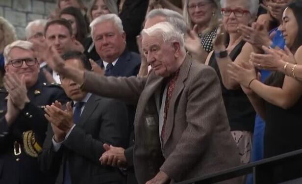 Nazi alkışlayan Kanada Meclis Başkanı istifa etti