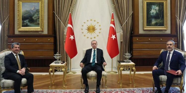 KDP ve Türk ordusu Biradost’ta bölgeyi sivillerden arındırıyor!