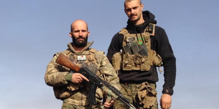 Kürtlerin yanında savaşınca ‘terörist’ Ukrayna’da ‘kahraman’