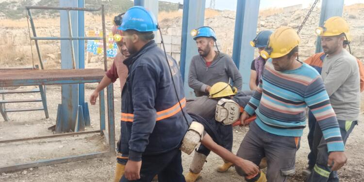 165 işçi hakları için açlık grevinde: Bir işçi hastaneye kaldırıldı