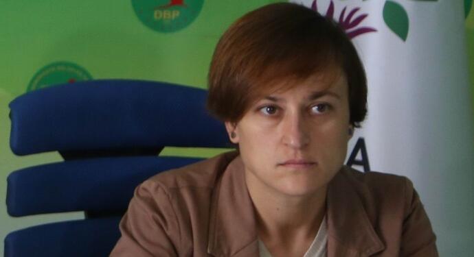 Tanık beyanlarıyla tutuklanan Ada ilk duruşmada tahliye edildi