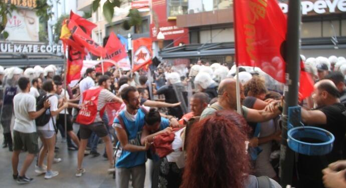 İzmir’de Suruç anması davası ertelendi