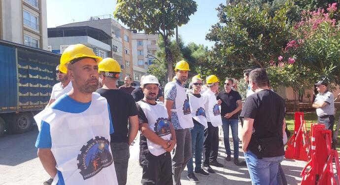 Soma’da işten çıkarılan maden işçisi oturma eylemine başladı