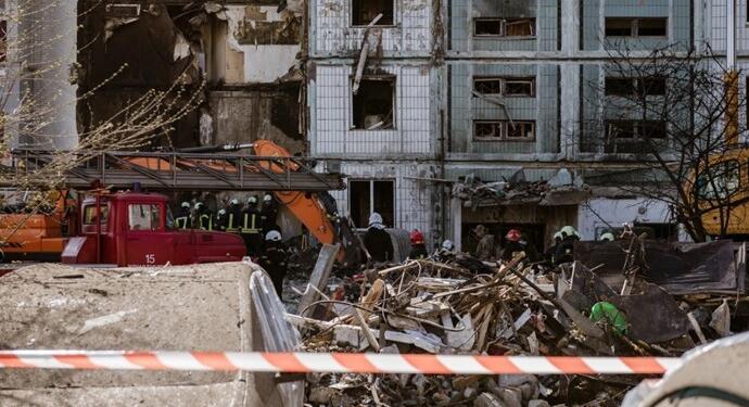 Bin 172 sivil yasaklı olan alt mühimmat silahlarından dolayı hayatını kaybetti