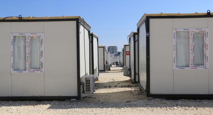 Depremzede kadınların sorunları: Güvenlik ve hijyen