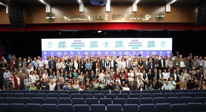 Yeşil Sol Parti’den tecride karşı kesintisiz mücadele vurgusu