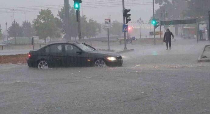 Sağanak yağıştan dolayı Giresun ve Samsun’da sel