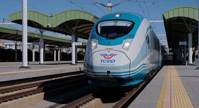 Hızlı tren biletlerine zam