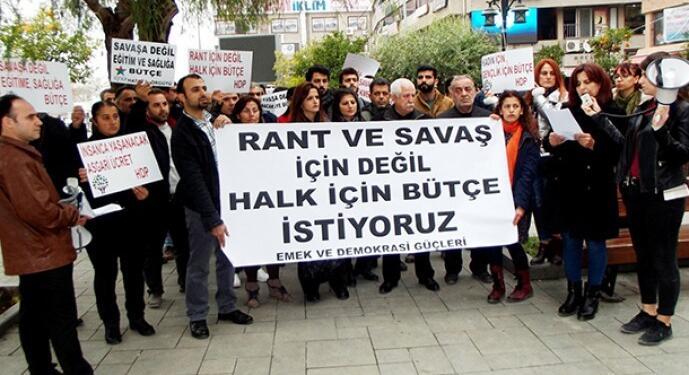 İktisatçı Büyükkarabacak: İşçi sınıfının savaş karşıtı bir mücadele izlemeli