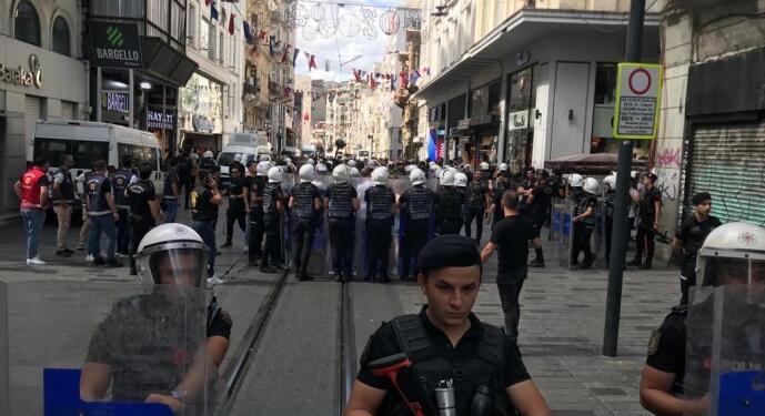 Cumartesi Anneleri’ne polis ablukası: Çok sayıda kişiye ters kelepçe