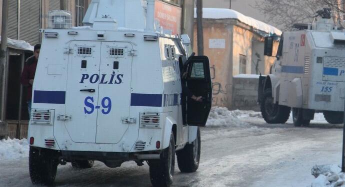 Şırnex’te zırhlı aracın çarptığı çocuk kafa travması geçirdi