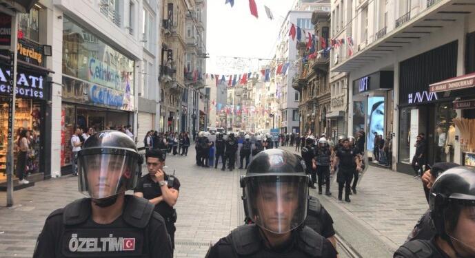 Cumartesi Anneleri’ne darp ve gözaltı