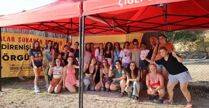 Kadınlar kampta buluştu: Şimdi daha fazla sokak zamanı