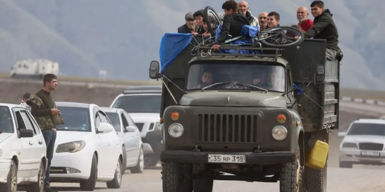 BM: Dağlık Karabağ’da 100 binden fazla insan göç etti