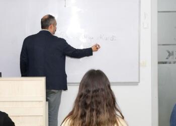 İSMEK’te Kürtçe ders başvuruları başladı