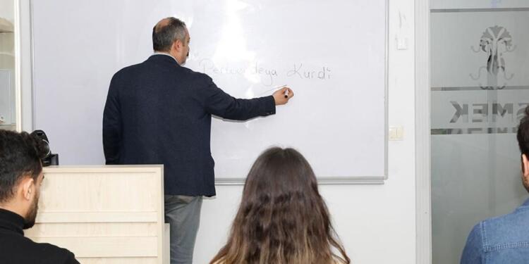 İSMEK’te Kürtçe ders başvuruları başladı