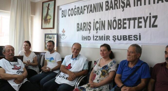 İHD’den İzmir’de Barış Nöbeti