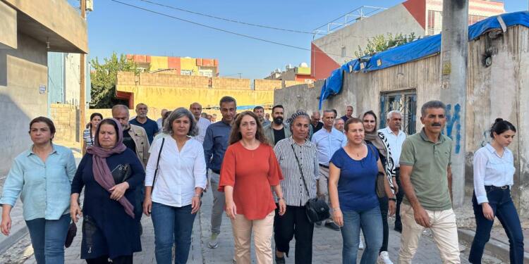 30 yıl sonra tahliye edilen İldem’e kitlesel ziyaret