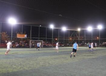 Gençlerden özel savaşa karşı futbol turnuvası