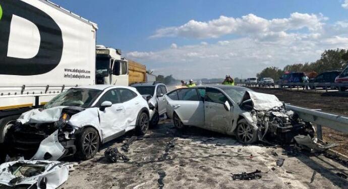 Edirne-İstanbul TEM’de zincirleme kaza: 1 ölü 36 yaralı