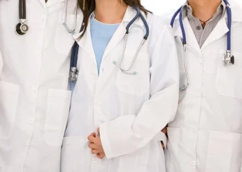 TTB kötü çalışma koşullarını hatırlattı: Bir günde üç hekim intihar etti