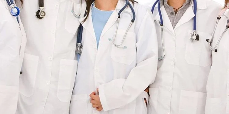 TTB kötü çalışma koşullarını hatırlattı: Bir günde üç hekim intihar etti