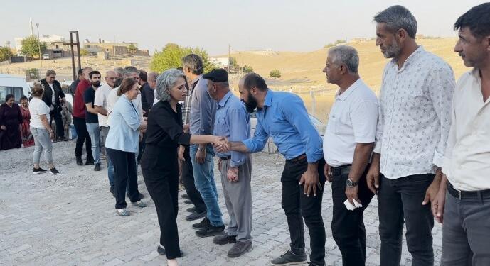Uçar ve Aydeniz, cezaevinde yaşamını yitiren Turan’ın ailesini ziyaret etti
