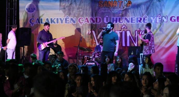 Gever’de ‘Vejîn’ şiarıyla konser düzenlendi