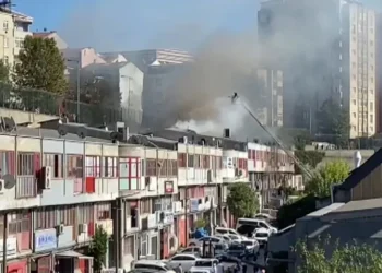 Bağcılar’da yangın: Bir işçi hayatını kaybetti