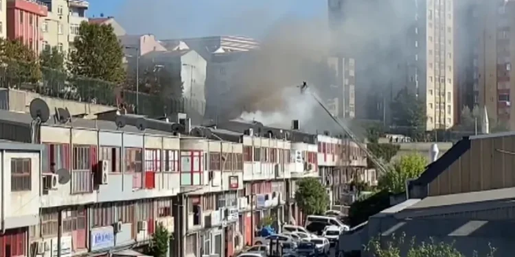 Bağcılar’da yangın: Bir işçi hayatını kaybetti