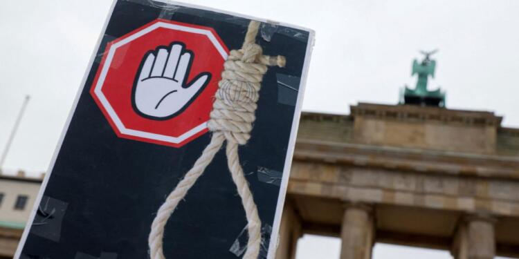 İran bir ayda 9 Kürdü idam etti