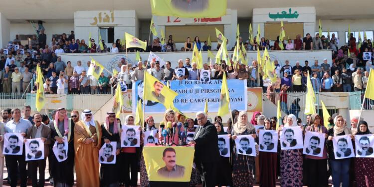 Özgürlük hamlesine Kuzey ve Doğu Suriye de katıldı