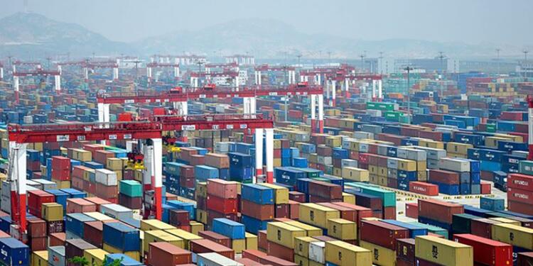 Dış ticaret açığı 4.9 milyar dolar