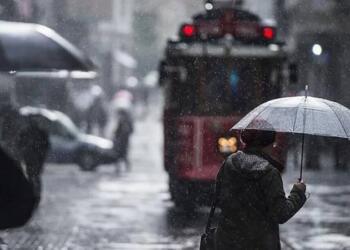 İstanbul’un bazı ilçelerine 221 kilogram yağmur düştü