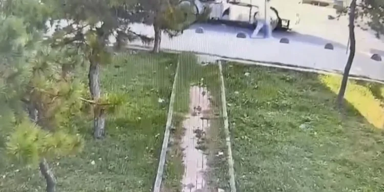 İstanbul’da hafriyat kamyonu can aldı