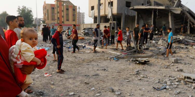 Saldırılarda 16’ıncı gün: İsrail rehineler için Gazze’de baskınlar yaptı