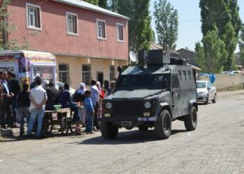 Gümrük memurlarına ikametgahlarını merkeze taşıma baskısı