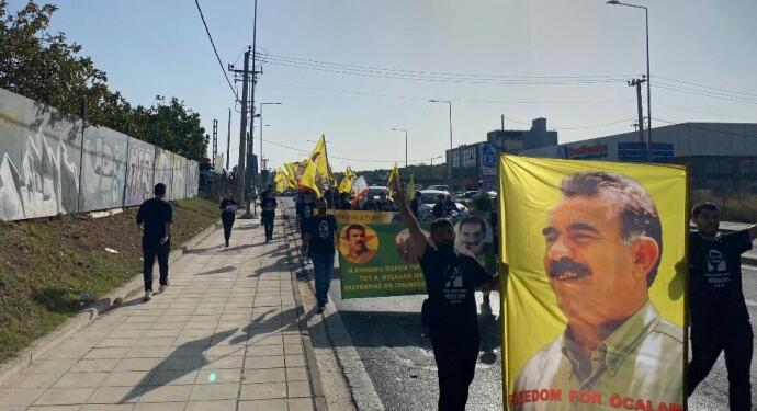 Atina’da gençlerin komplo karşıtı yürüyüşü 2’nci gününde