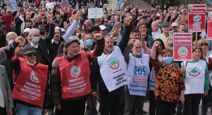 Tüm Emekli-Sen: Emekliye ikramiyenin tutarı iktidarın ayıbıdır