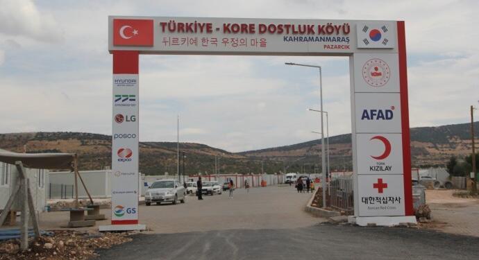 Depremzedeler kışı konteynerde karşılıyor
