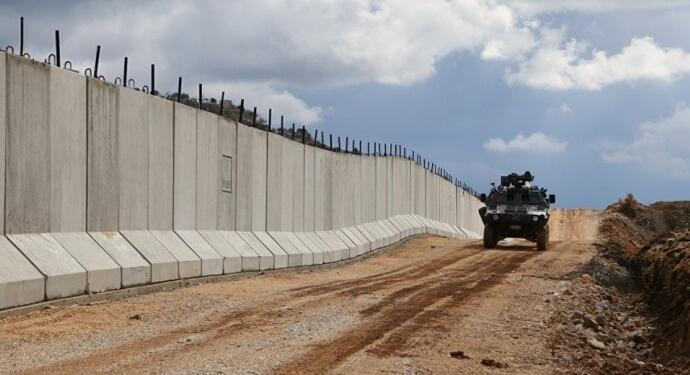 Sınırlardaki duvarlar mültecilerin yaşamına mal oluyor