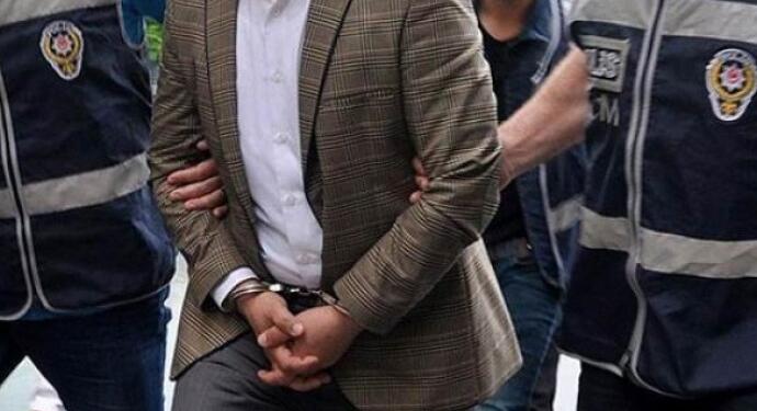 Üç kentte ev baskınları