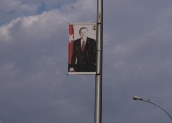 Erdoğan’ın posteri için 4 ayda 1 milyon 828 bin TL harcandı!