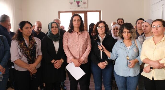 Evine kadar takip edip ajanlık dayattılar