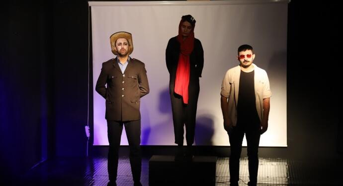 Şaneşîn Performans tiyatro sahnesini kurdu