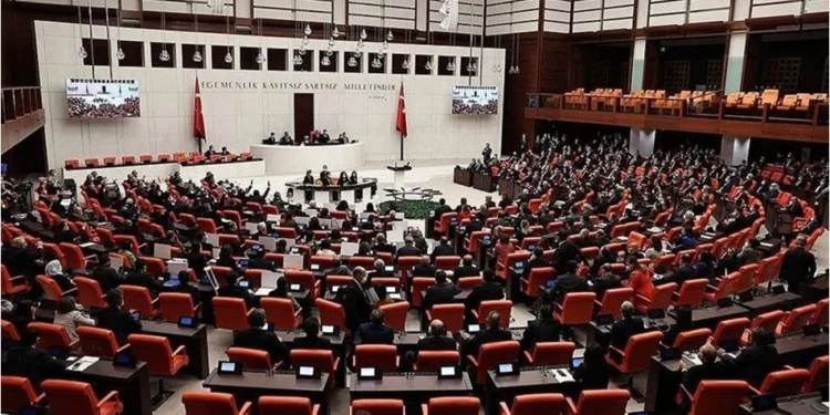 Tanrıkulu ve Buldan’ın aralarında bulunduğu 8 vekil için fezleke hazırlandı