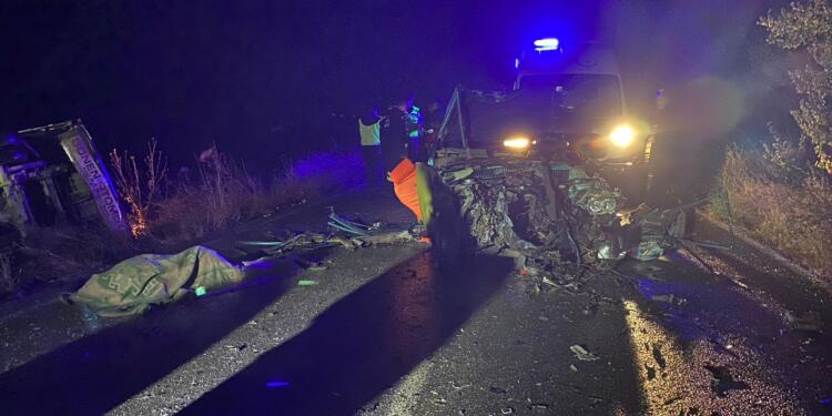 Isparta’da trafik kazası: Beş yurttaş yaşamını yitirdi